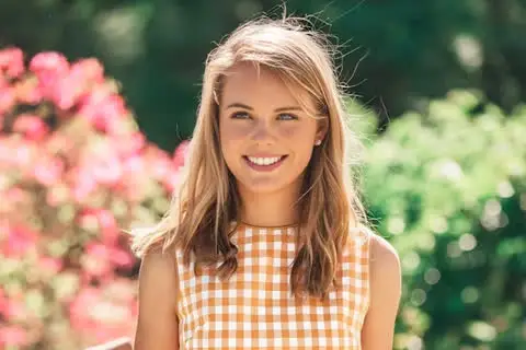 Low-resolution outdoor portrait before using AI Photo Enhancer